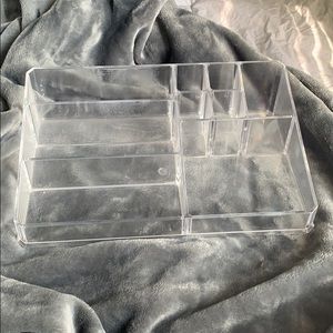 Acrylic makeup organizer
